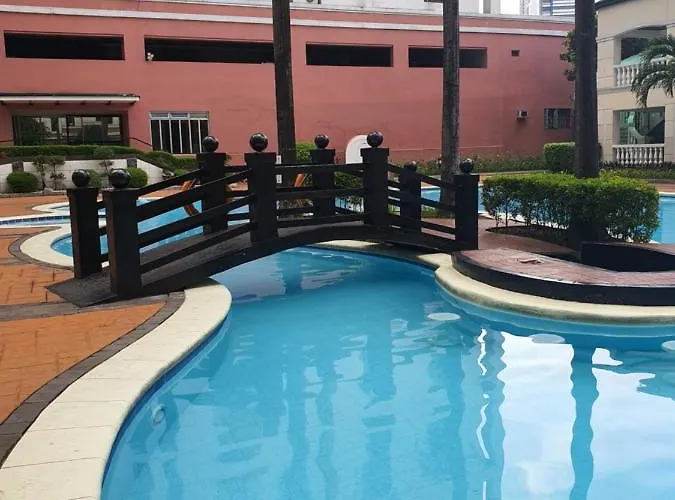Apartahotel California Gardens Square